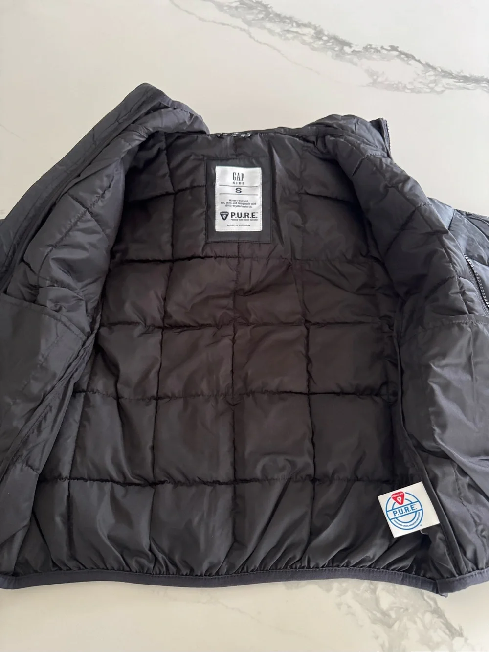 GAP Kids Black Lightweight Puffer Jacket Size S 6-7